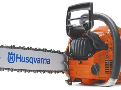 Husqvarna Chainsaw 555